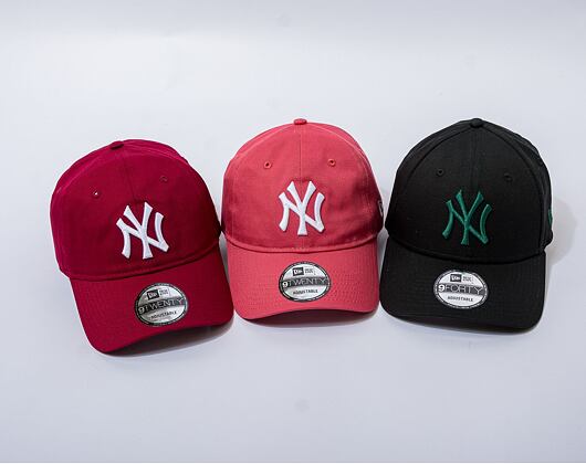 Kšiltovka New Era 9TWENTY MLB League Essential New York Yankees Cardinal / Optic White