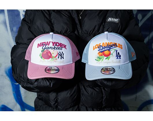 Kšiltovka New Era - MLB Fruit Graphic 9FORTY Trucker - LA Dodgers - Pastel Blue