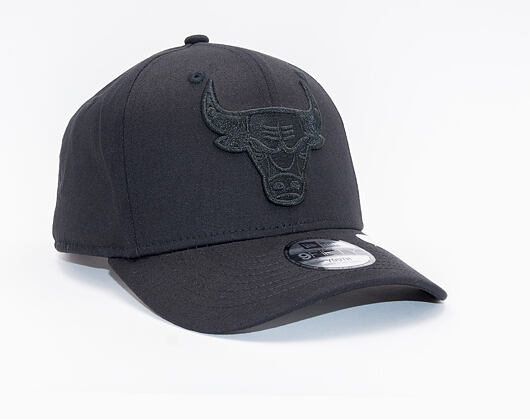 New Era 9FIFTY Stretch-Snap Tonal Black Chicago Bulls Snapback Black Cap