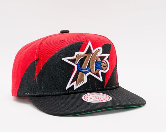 Mitchell & Ness Sharktooth Snapback HWC Philadelphia 76ers Black / Red Cap