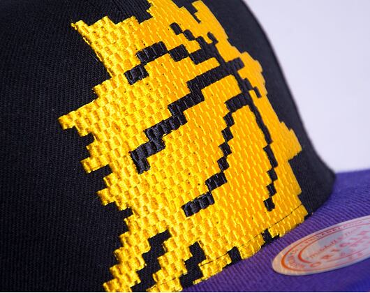 Mitchell & Ness 8 BIT XL SNAPBACK PHOENIX SUNS Black Cap