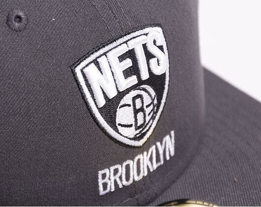 New Era 59FIFTY Brooklyn Nets Basic Team Color Cap