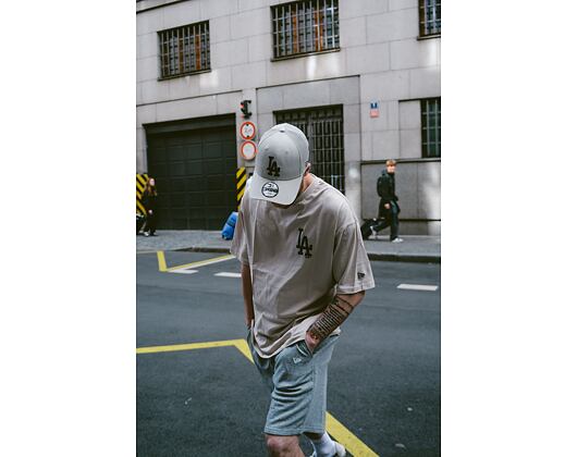 Kraťasy New Era Essential Shorts Heather Grey / White