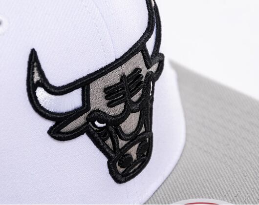 Kšiltovka Mitchell & Ness - Core Iv Snapback - Chicago Bulls - White