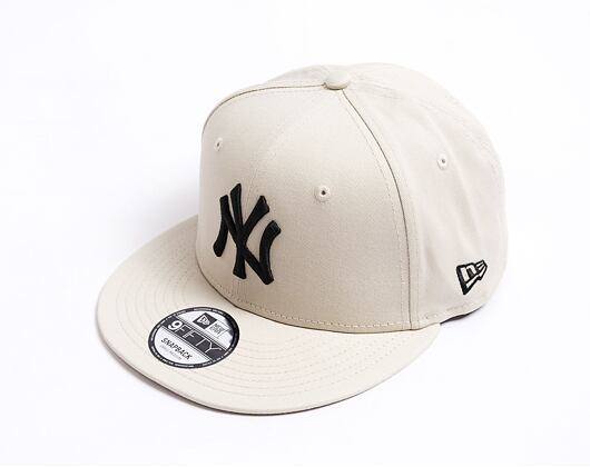 Kšiltovka New Era 9FIFTY MLB League Essential New York Yankees - Stone / Black