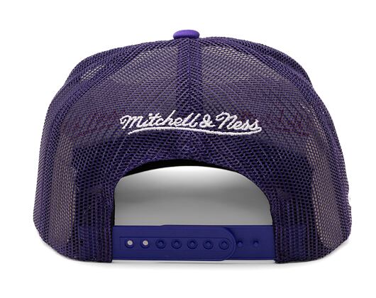 Kšiltovka Mitchell & Ness Champions Trucker Hwc NBA Phoenix Suns White