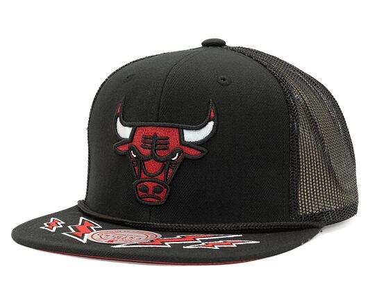 Kšiltovka Mitchell & Ness Recharge Trucker Chicago Bulls Black