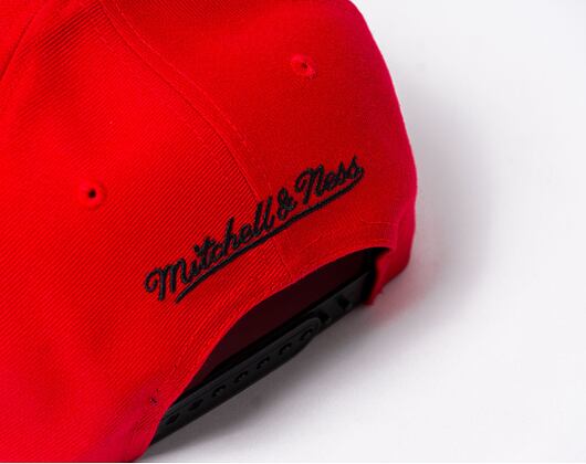 Mitchell & Ness Chicago Bulls Day One Snapback Black / Red Cap