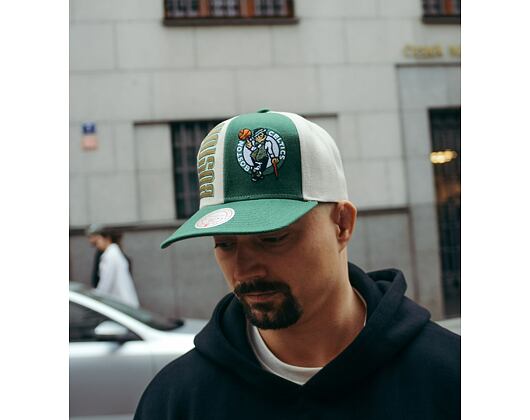 Kšiltovka Mitchell & Ness NBA Pop Panel Snapback Boston Celtics Off White / Green