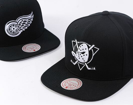 Kšiltovka Mitchell & Ness - Evergreen Black White Snapback Vntg - Anaheim Ducks - Black