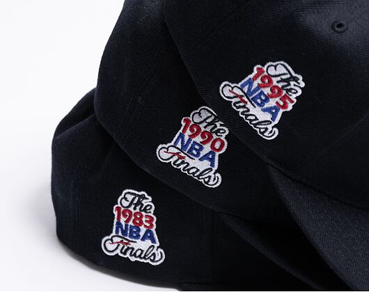 Mitchell & Ness Top Spot Snapback HWC Philadelphia 76ers Black Cap