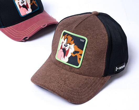 Kšiltovka Capslab Looney Tunes Trucker - Dusty Taz Tornado - Dusty Brown / Black