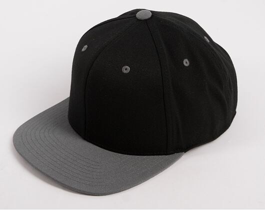 Kšiltovka Yupoong 110 Fitted Snapback Black / Grey