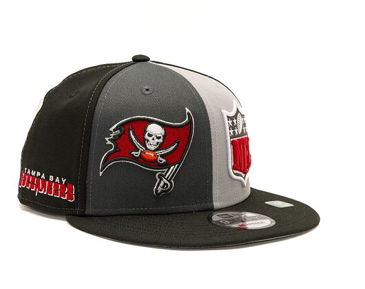 Kšiltovka New Era 9FIFTY NFL Sideline 23 Tampa Bay Buccaneers Graphite