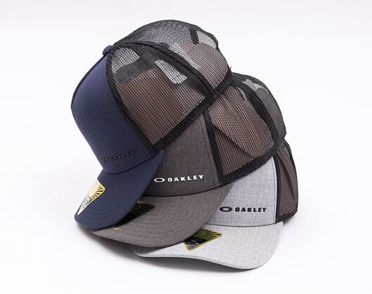 Oakley Chalten Black Snapback Cap