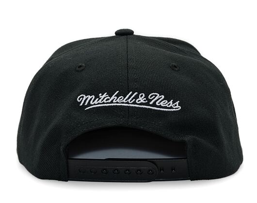 Kšiltovka Mitchell & Ness - Evergreen Black/White Snapback - Boston Celtics - Black