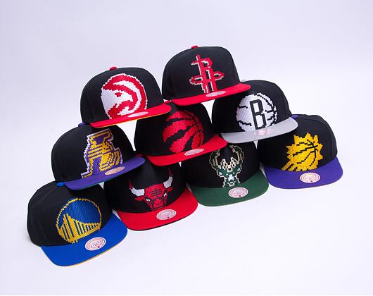 Mitchell & Ness 8 BIT XL SNAPBACK HOUSTON ROCKETS Black Cap