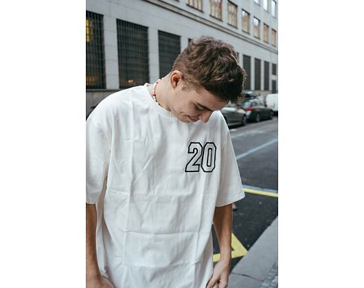 New Era Contemporary Oversized Tee Off White / Black T-Shirt