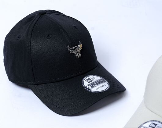 Kšiltovka New Era - 9FORTY Metallic Pin - Chicago Bulls - Black