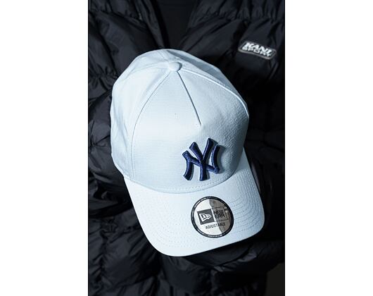 Kšiltovka New Era - MLB Essential 9FORTY A-Frame - NY Yankees - Pastel Blue / Navy