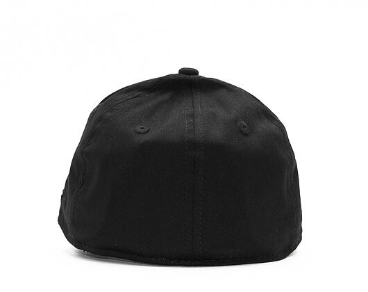 New Era League Basic New York Yankees Black on Black 39THIRTY Stretchfit Cap