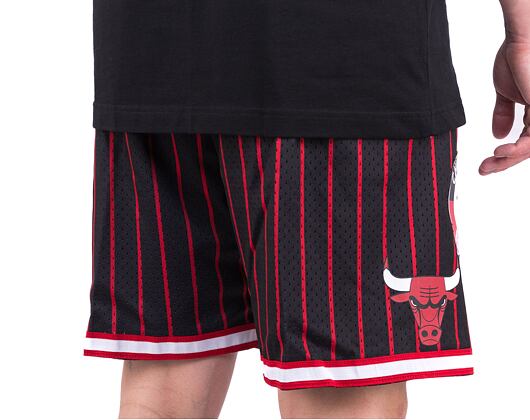 Kraťasy Mitchell & Ness NBA M&N CITY COLLECTION MESH SHORT BULLS Black / Red