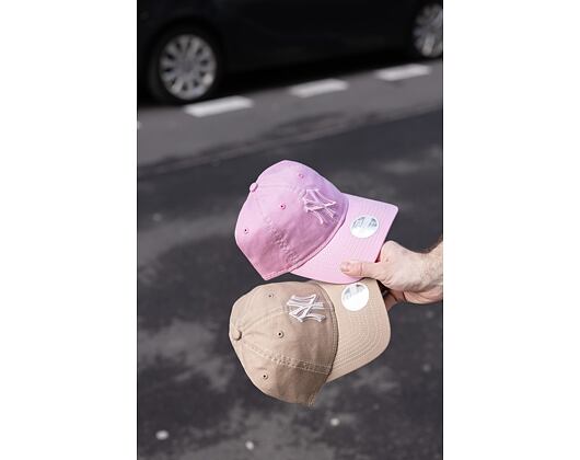 Dámská kšiltovka New Era 9TWENTY MLB Washed New York Yankees Fondant Pink / White