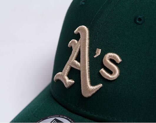 Kšiltovka New Era 9FORTY MLB Repreve Oakland Athletics Dark Green / Stone