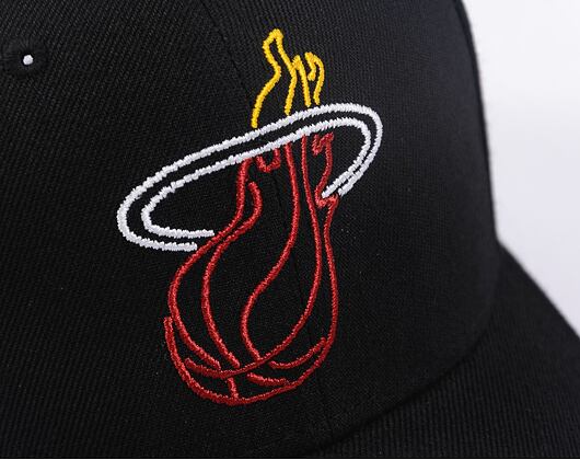 Kšiltovka Mitchell & Ness - Neon Logo Pro Snapback - Miami Heat - Black