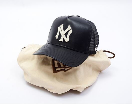 Kšiltovka New Era - 9FORTY A-Frame Trucker MLB Leather - NY Yankees - Black