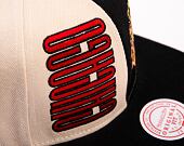 Kšiltovka Mitchell & Ness NHL Pop Panel Snapback Chicago Blackhawks Off White