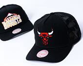 Kšiltovka NBA Monogram Trucker Chicago Bulls Black