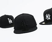 New Era 59FIFTY Black On Black New York Yankees Fitted Black Cap