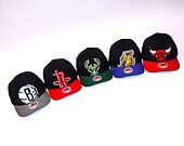 Mitchell & Ness 8 Bit XL Classic Red Milwaukee Bucks Black Cap