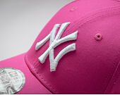 New Era League Basic New York Yankees Pink 9FORTY Child Strapback Kids Cap