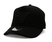 Kšiltovka New Era - 9FORTY A-Frame Monochrome - Chicago Bulls - Black