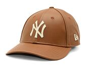 Kšiltovka New Era - 9FORTY Leather - NY Yankees - Walnut / Off White