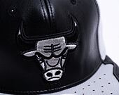 Mitchell & Ness Chicago Bulls Day One Snapback Black / Grey Cap