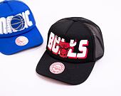 Kšiltovka Mitchell & Ness NBA Billboard Trucker Snapback Chicago Bulls Black