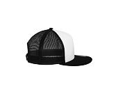 Kšiltovka Yupoong Classic Trucker Black / White / Black