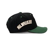 Kšiltovka Mitchell & Ness Overbite Pro Snapback Milwaukee Bucks Black