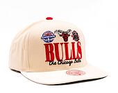 Kšiltovka Mitchell & Ness NBA Reframe Retro Snapback Hwc Chicago Bulls Off White