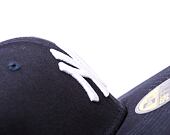 Kšiltovka New Era 59FIFTY MLB Team Side Patch New York Yankees Navy / Gray